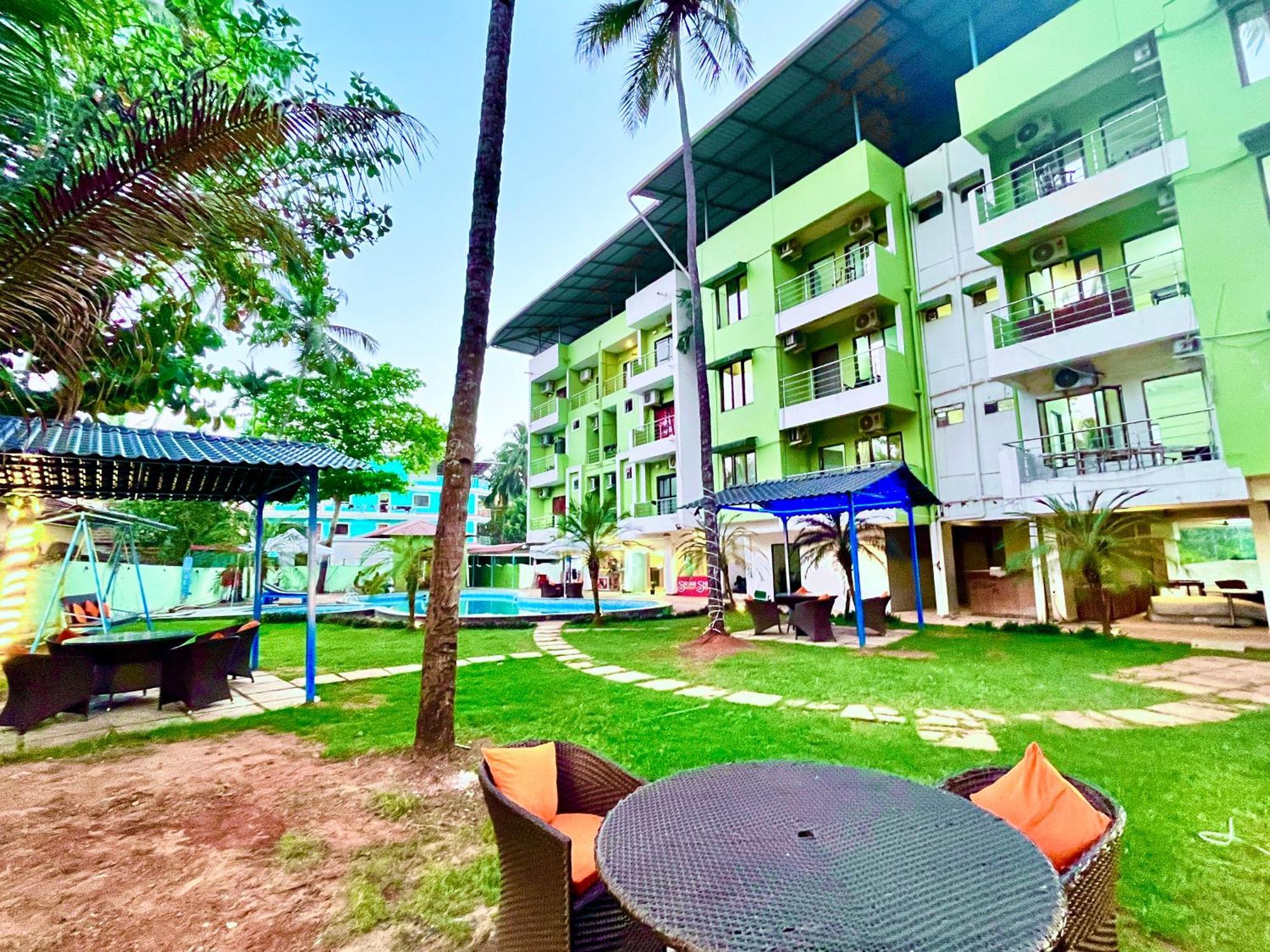 The Calagute Beach Resort By Shivam Resort 1 Km From Beach Candolim Esterno foto