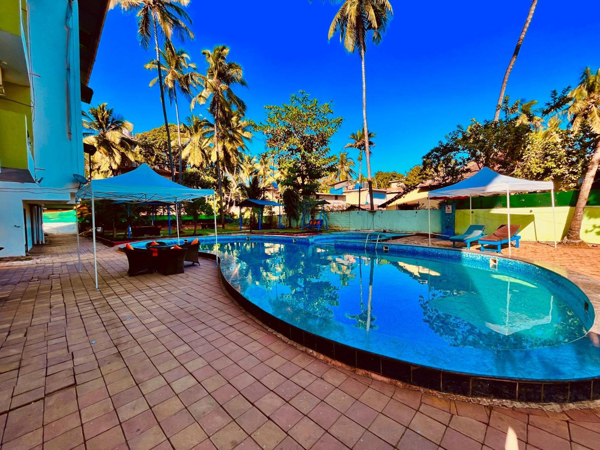 The Calagute Beach Resort By Shivam Resort 1 Km From Beach Candolim Esterno foto