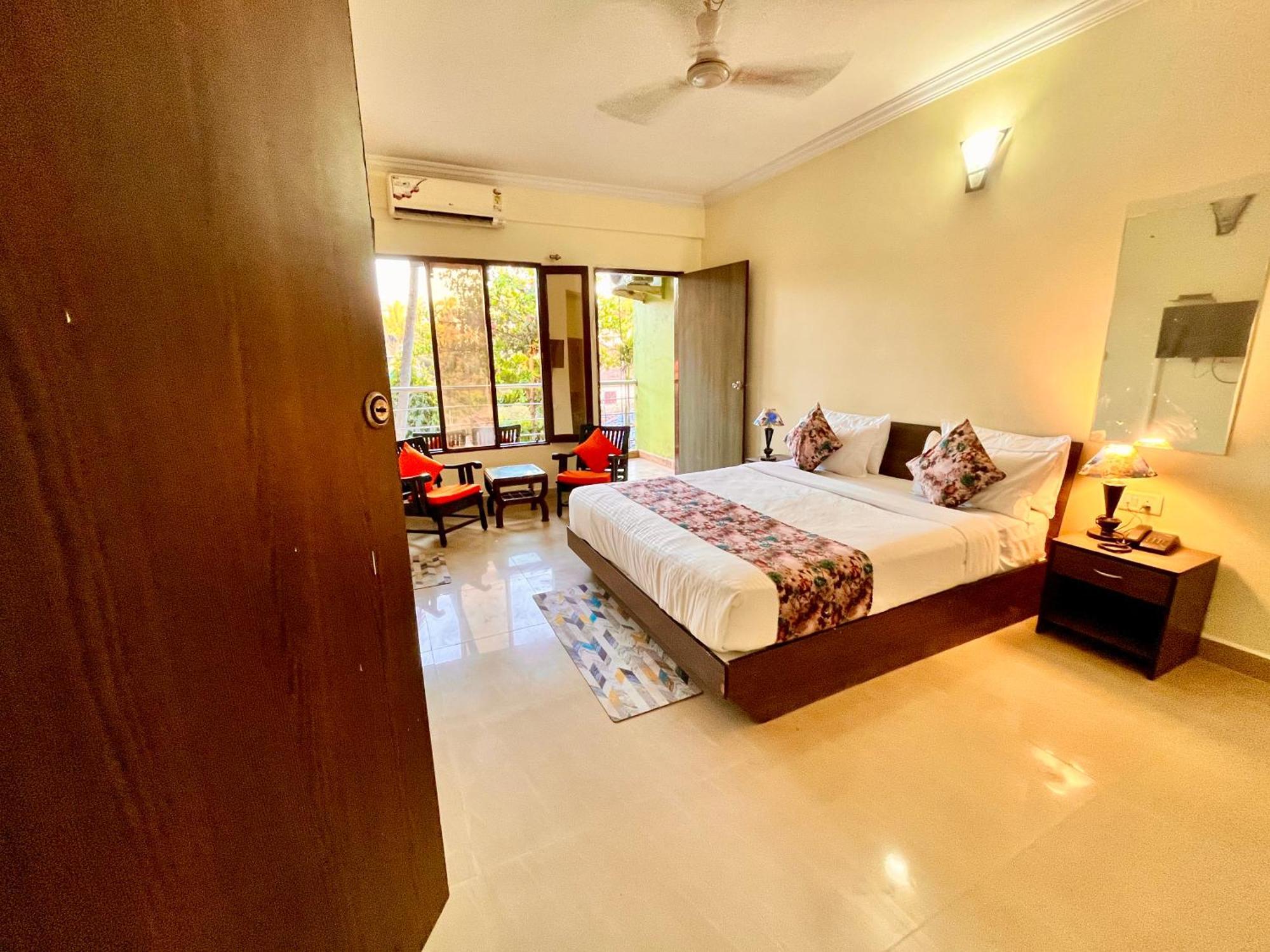 The Calagute Beach Resort By Shivam Resort 1 Km From Beach Candolim Esterno foto