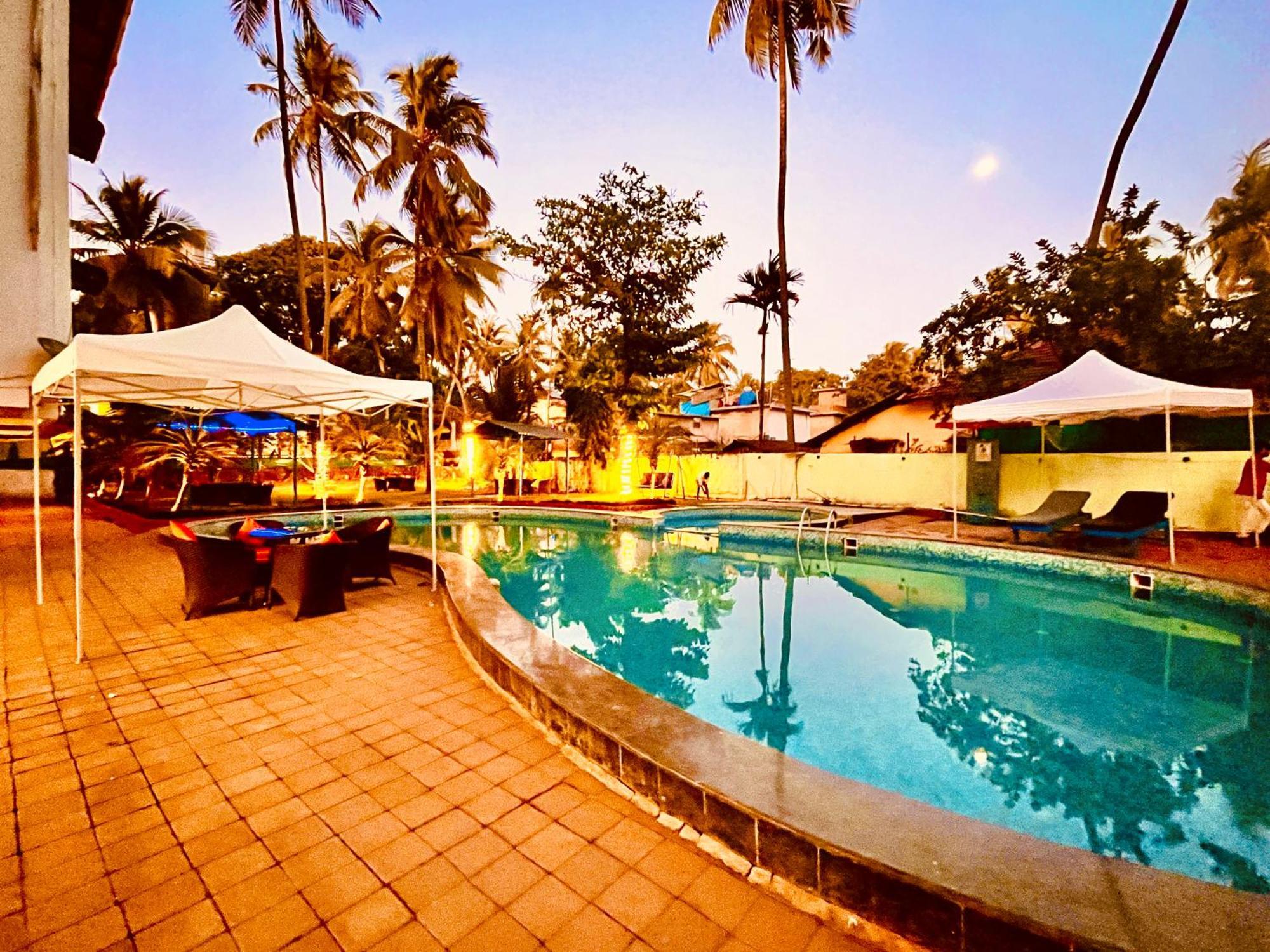 The Calagute Beach Resort By Shivam Resort 1 Km From Beach Candolim Esterno foto